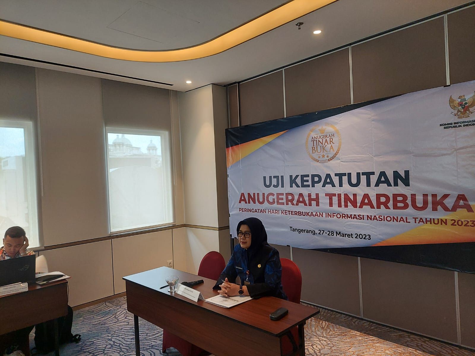 Kepala BPKAD Banten Rina Dewiyanti saat menjalani uji kepatutan saat jadi nominator Anugerah Tinarbuka kategori OPD yang digelar Komisi Informasi Pusat.