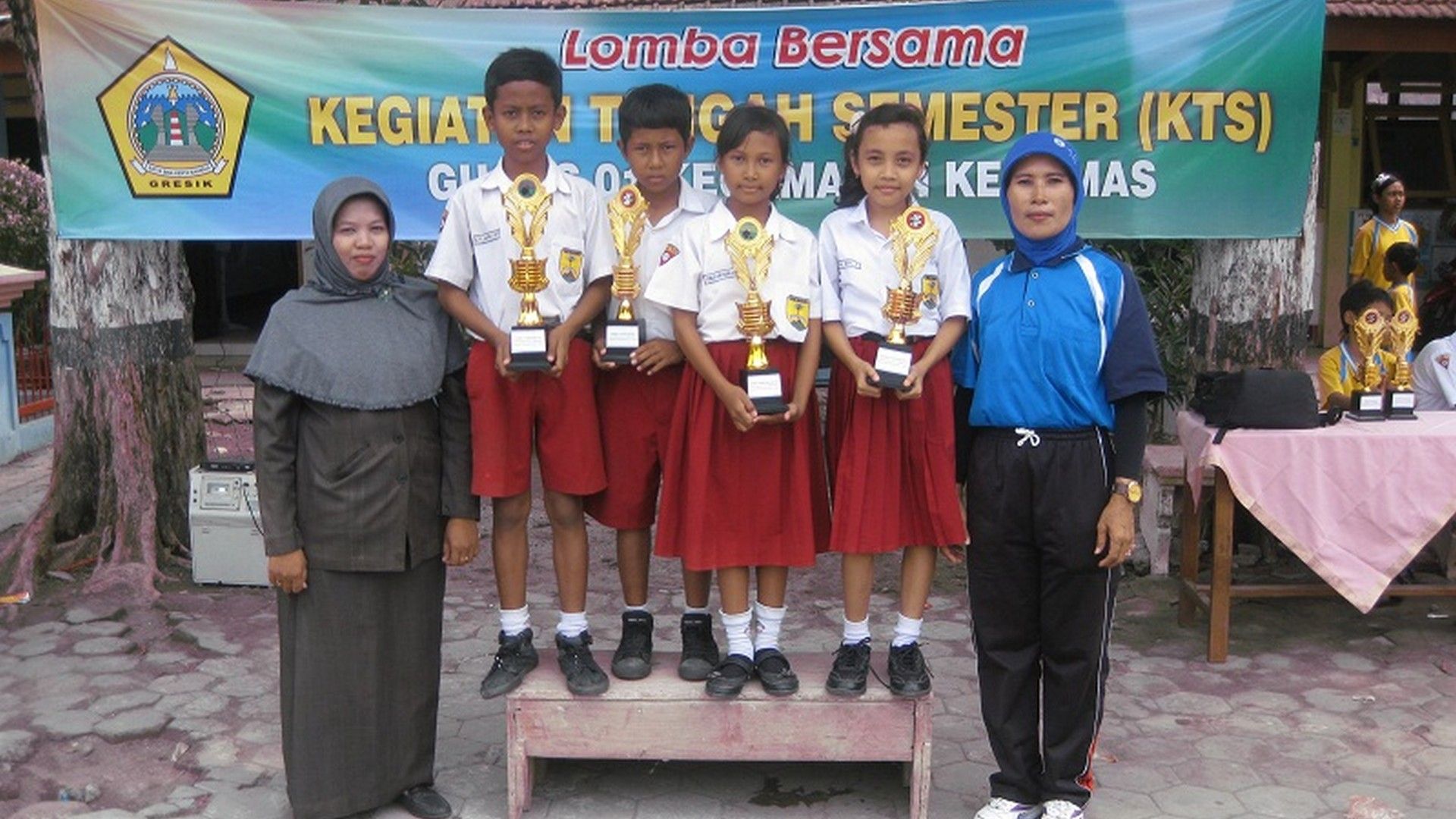 Mencari SD Favorit di Kabupaten Gresik? Pilih Salah Satu dari 10 Sekolah Ini yang Punya Nilai UN Tinggi