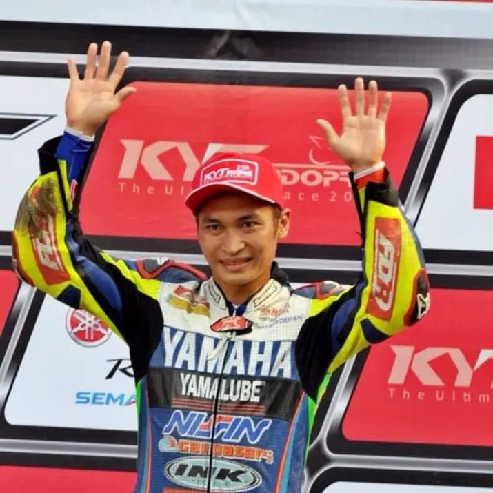 Mantan pembalap road race dan motocross asal Yogyakarta, Irwan Ardiansyah yang memiliki sederet prestasi pada masa kejayaannya, pada Selasa 28 Maret 2023 meninggal dunia.