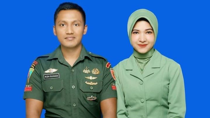 Untuk pasfoto TNI AU dan TNI AL ada perbedaan di calon istrinya yang diharuskan memakai seragam sesuai dengan ketentuan masing - masing satuan