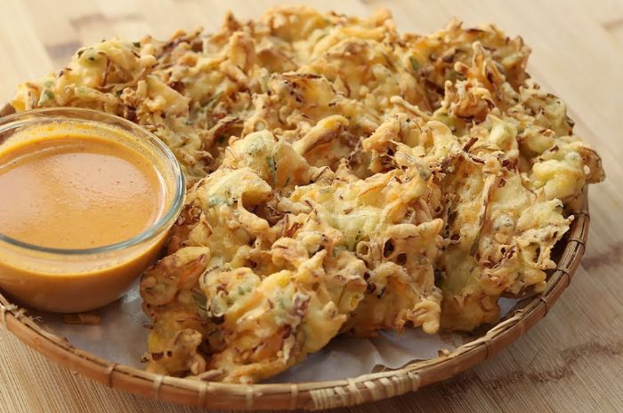 Tips dan resep bakwan sayur renyah seharian, gurih, dan anti letoy untuk buka puasa dan sahur