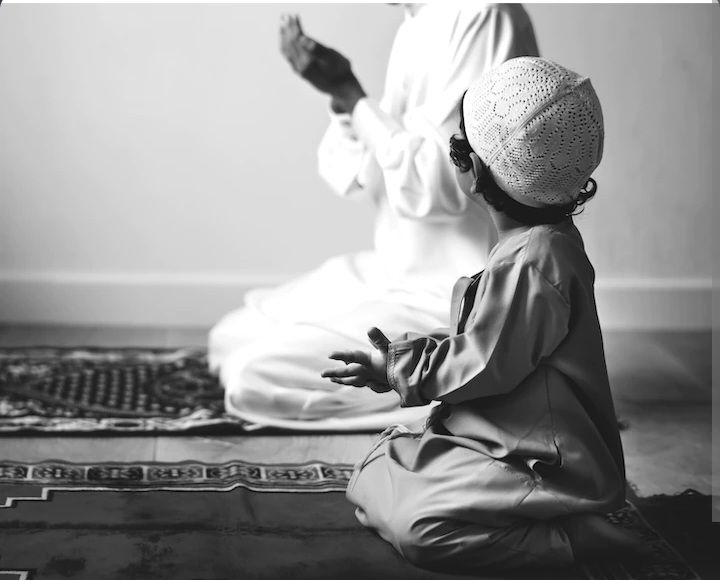 Berikut jadwal imsak, sholat lima waktu, dan buka puasa di wilayah Bandung pada Minggu, 2 April 2023 atau 11 Ramadhan.*