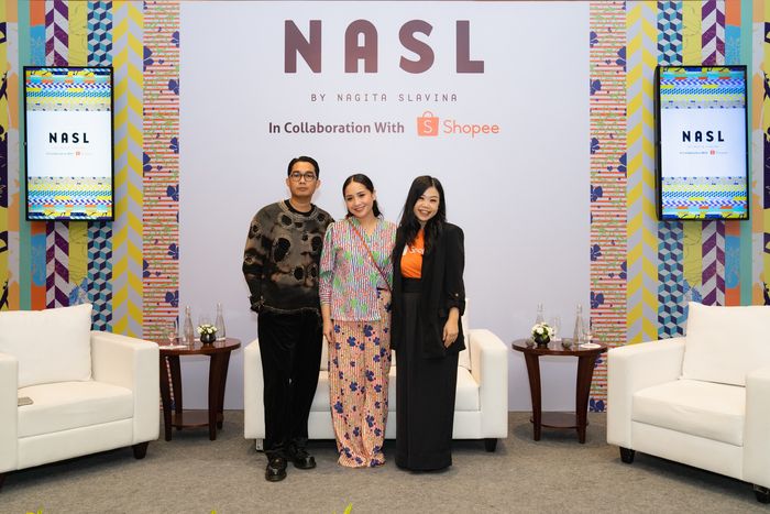 NASL By Nagita Slavina, brand fesyen lokal yang menghadirkan ragam koleksi pakaian dengan karakter khas melalui warna cerah serta pola yang unik.