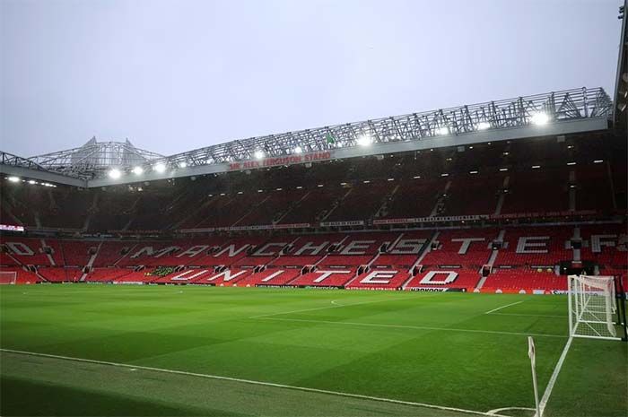 Pemandangan umum di dalam stadion sebelum pertandingan.