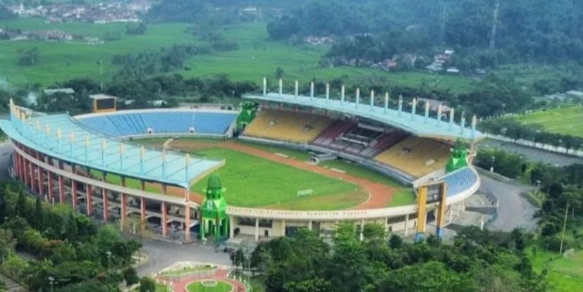 Stadion Si Jalak Harupat tadina jadi tempat pertandingan Piala Dunia U 20, ngan FIFA ngabolaykeun nagara urang jadi tuan rumah.