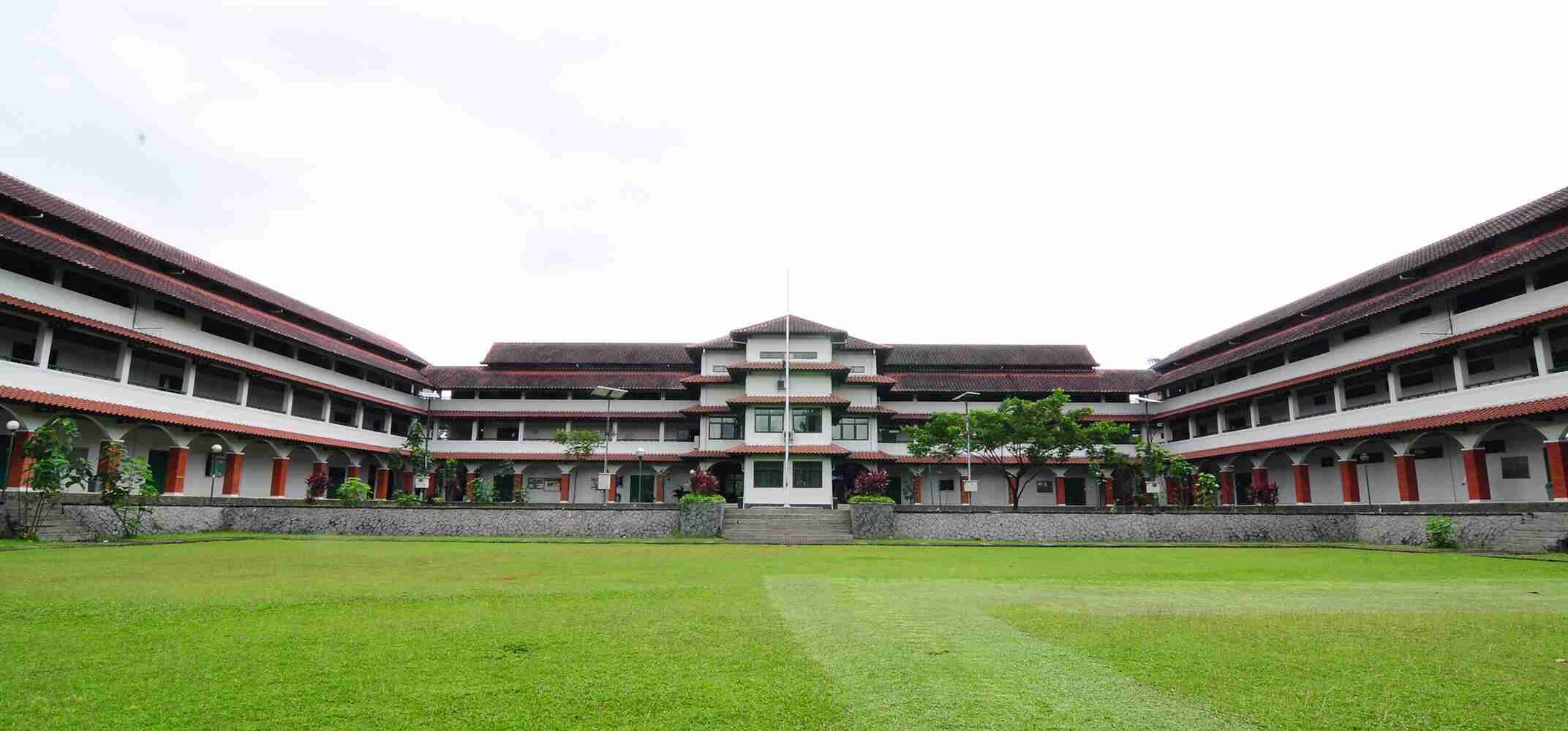 TERUNGKAP! Inilah 7 SMA Negeri Terbaik dan Berkualitas di Jawa Timur, Peringkat Teratas Bukan SMAN 1 Malang?