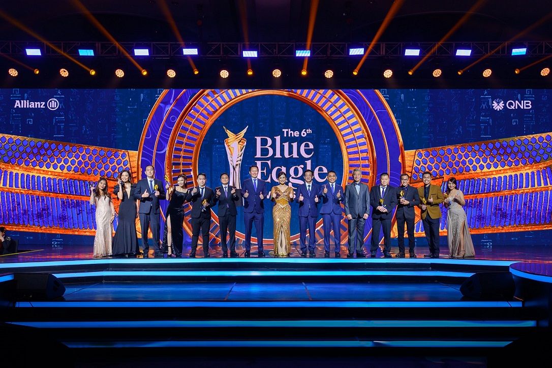 Allianz-QNB pada malam penghargaan Blue Eagle Award 2023 
