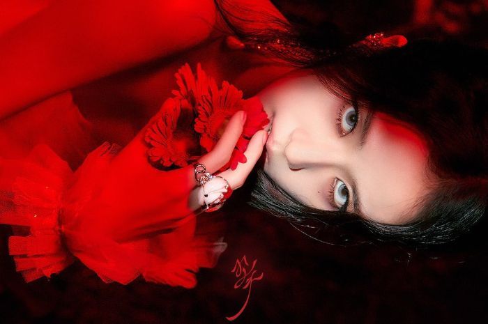 Lirik Flower Lagu Terbaru Jisoo, Album Bertajuk Me, Lyrics Romanized Trending di Youtube