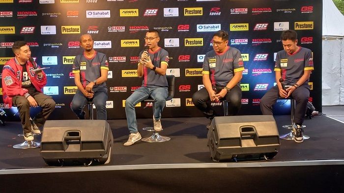 HBC Racing Team masih mengandalkan Fitra Eri dan Pradana Adi Wilianto.*  