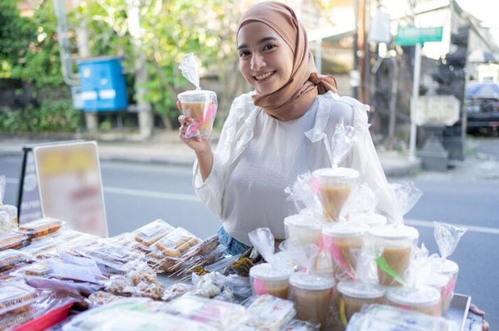 Ilustrasi - Barokah Ramadhan! 6 Weton Wanita Penarik Rezeki Suami Di April 2023