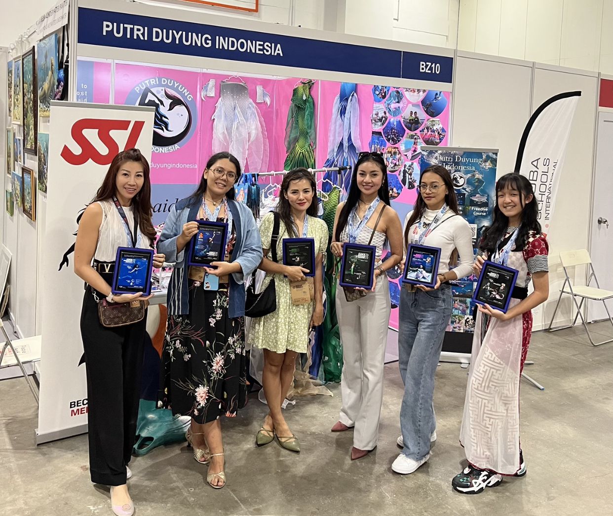 Para Putri Duyung Indonesia di ADEX 2023 Singapura