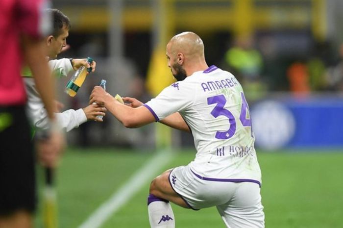 Aksi Luar Biasa Sofyan Amrabat Buka Puasa di Tengah Pertandingan, Berkat 'Permainan' Luca Ranieri 