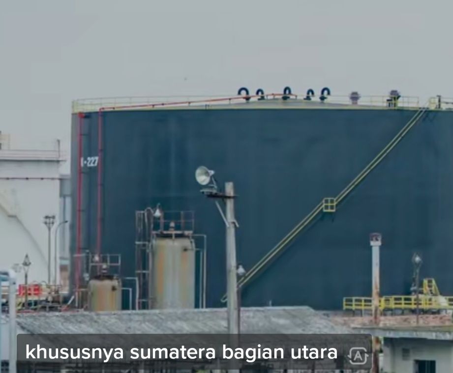 5 fakta menarik Kilang Pertamina Dumai yang meledak dan terbakar pada 1 April 2023.*