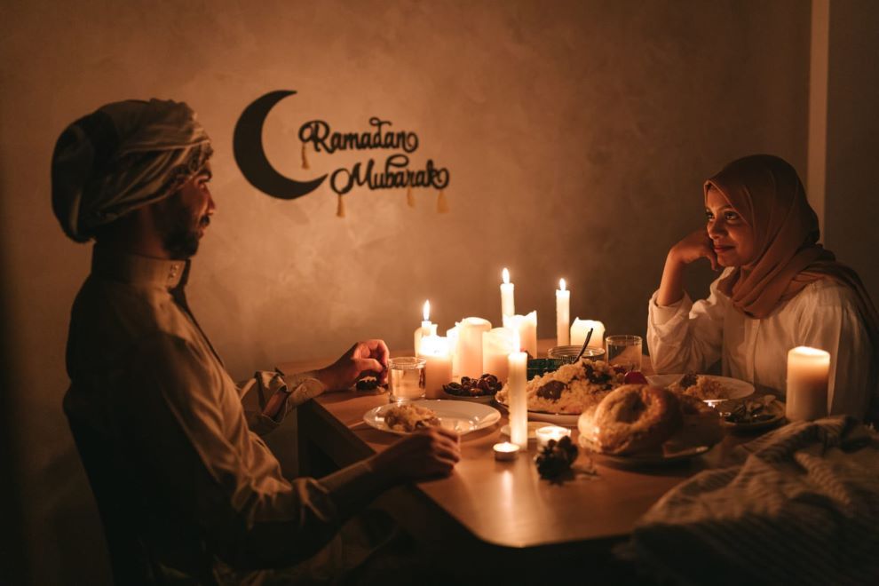 Ilustrasi menu sahur yang sehat selama menjalankan ibadah puasa di bulan ramadan.