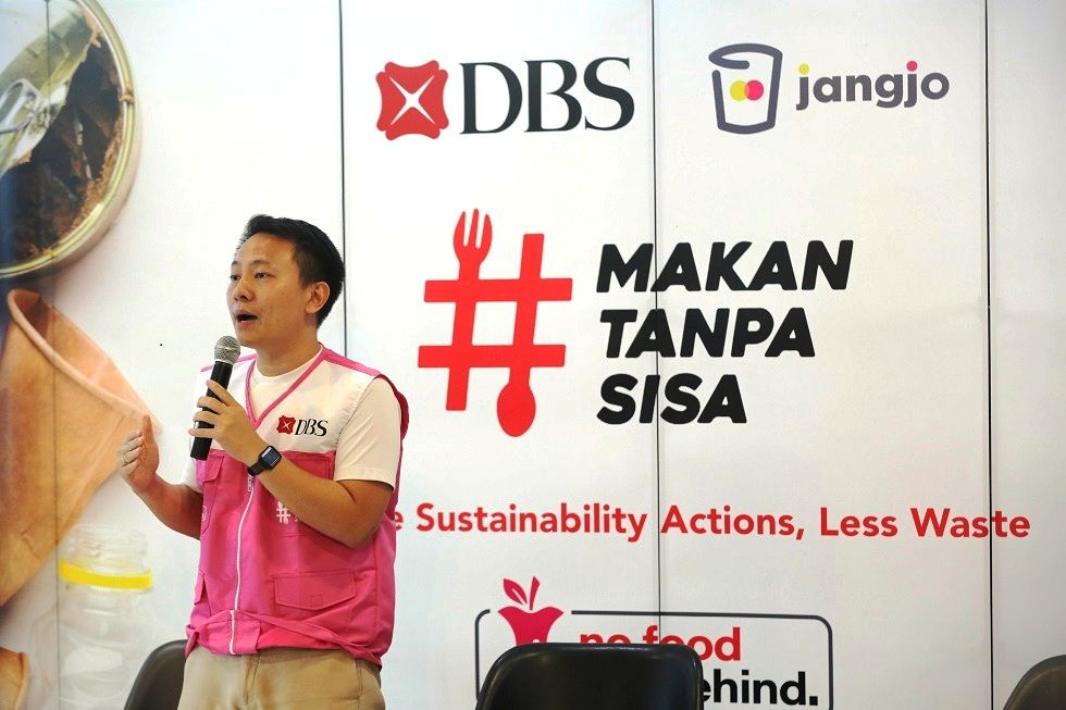 Founder & CEO Jangjo Joe Hansen memaparkan komitmen dan proses pengolahan sampah makanan di Jakarta, Rabu (12/4/2023).