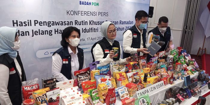 Rilis Hasil Pengawasan Rutin Khusus Pangan Ramadhan dan Jelang Idul Fitri 1444 Hijriah Badan POM RI di Jakarta, Senin 17 April 2023.