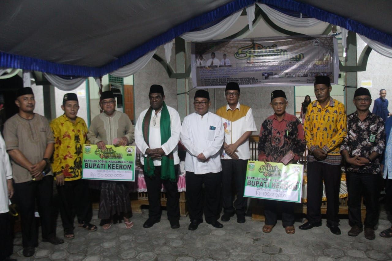 Bupati Keerom, Piter Gusbager, SHut, MUP melakukan 'Launching Safari Ramadhan tahun 2023 di Masjidil d Al Ittihad Kampung Wulukubun, Distrik Skanto Kab. Keerom Sabtu, 14 April 2023.