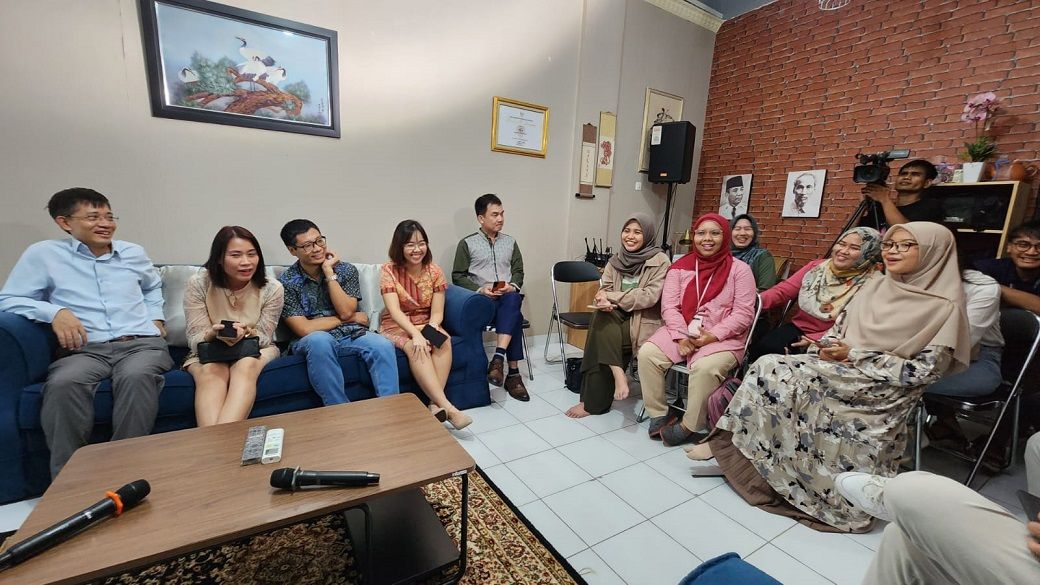 Pertemuan wartawan Indonesia dan Vitenam di Kantor Jaringan Media Siber Indonesia (JMSI) di Jalan Pondok Kelapa Raya, Jakarta Timur, Jumat sore, 14 April 2023. Foto: JMSI