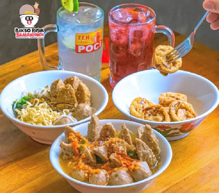 7 Tempat Kuliner Bakso Murah Di Bandung Yang Enak Dan Tempat Bersih ...