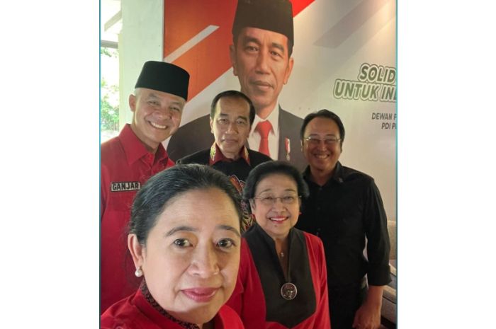 Swafoto Ganjar Pranowo, Megawati Soekarnoputri, Presiden Jokowi, Puan Maharani, dan Prananda Prabowo