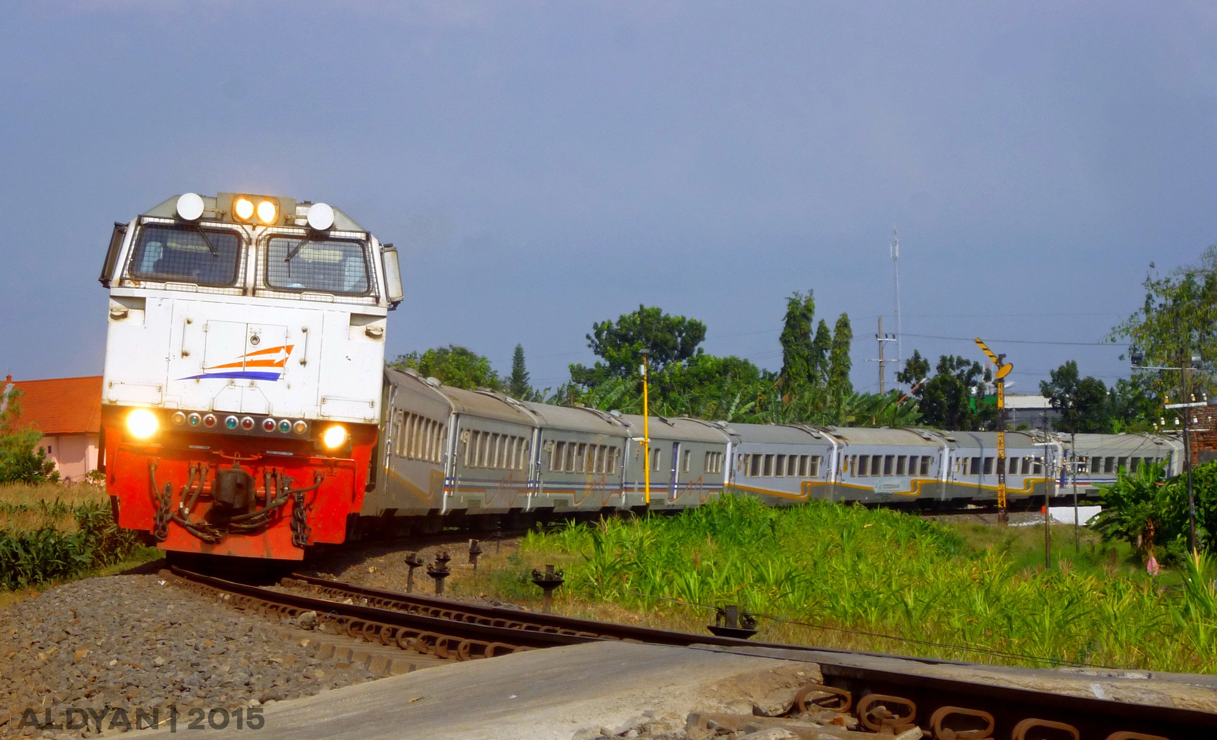 Barang Tertinggal Di Kereta Api Bagaimana Cara Mengurusnya Halaman 2