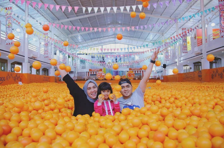 Centrum Million Balls, rekomendasi tempat wisata buat liburan instagramable di Bandung