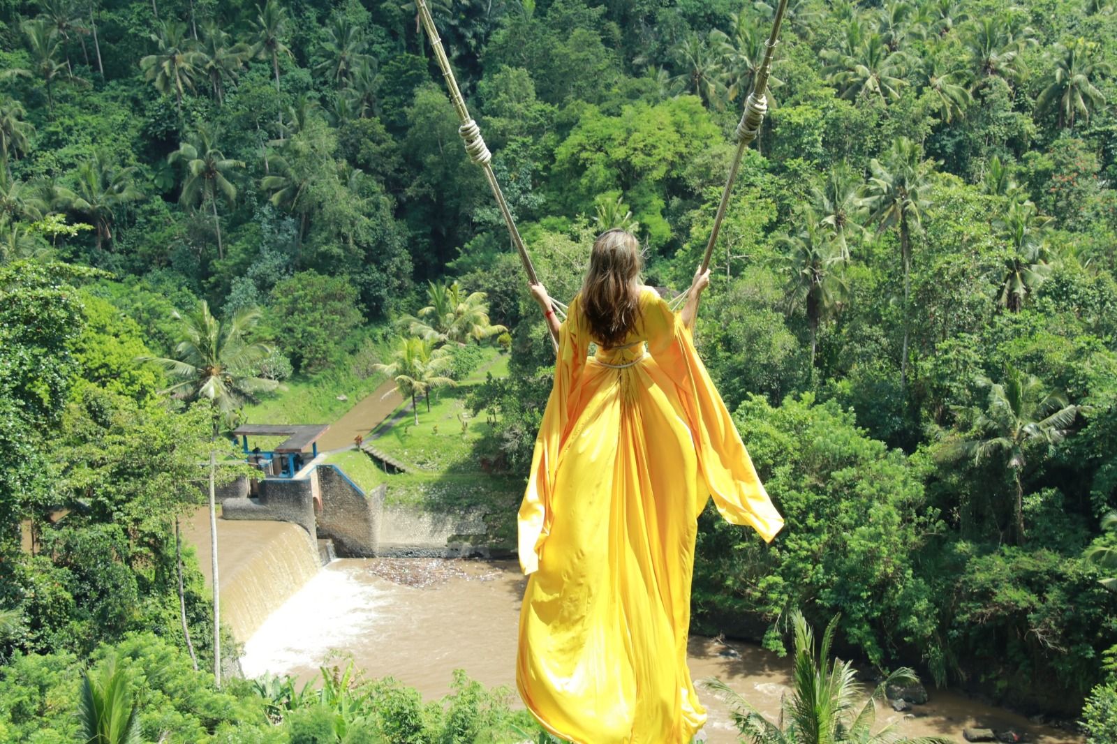 Zen Hideaway Ubud качели