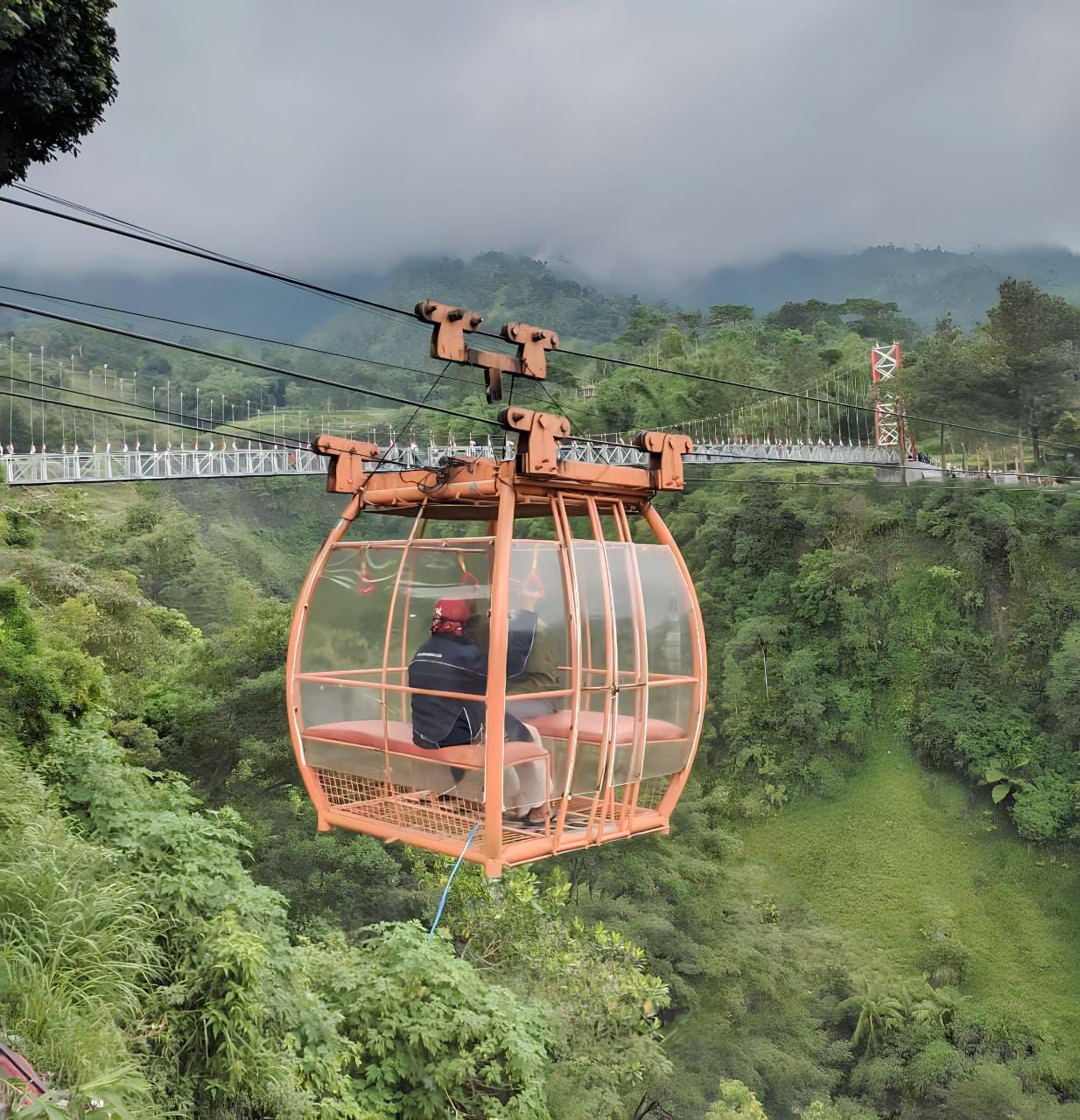 Wisata Gondola Girpasang di Klaten / @wisata.klaten / Instagram