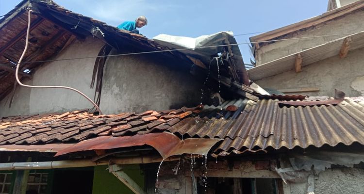 Rumah yang dilanda kebakaran di Desa Sangkanhurip, Kecamatan Katapang, Kabupaten Bandung, Rabu 10 Mei 2023