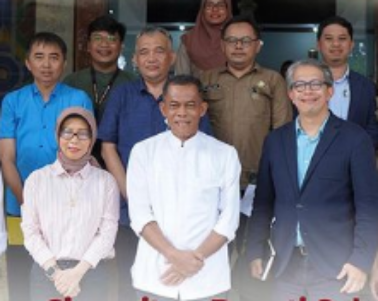 Bupati Subang bersama Badan Pengelola Kawasan Metropolitan dan DPMPTSP Provinsi Jawa Barat di Rumah Dinas Bupati Subang pada Selasa, 9 Mei 2023.