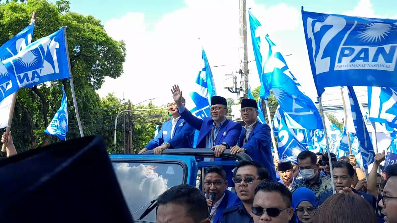 Ketua Umum PAN, Zulkifli Hasan alias Zulhas memimpin partai mendaftarkan Bacaleg pada pemilu 2024 ke KPU pada Jumat, 12 Mei 2023.