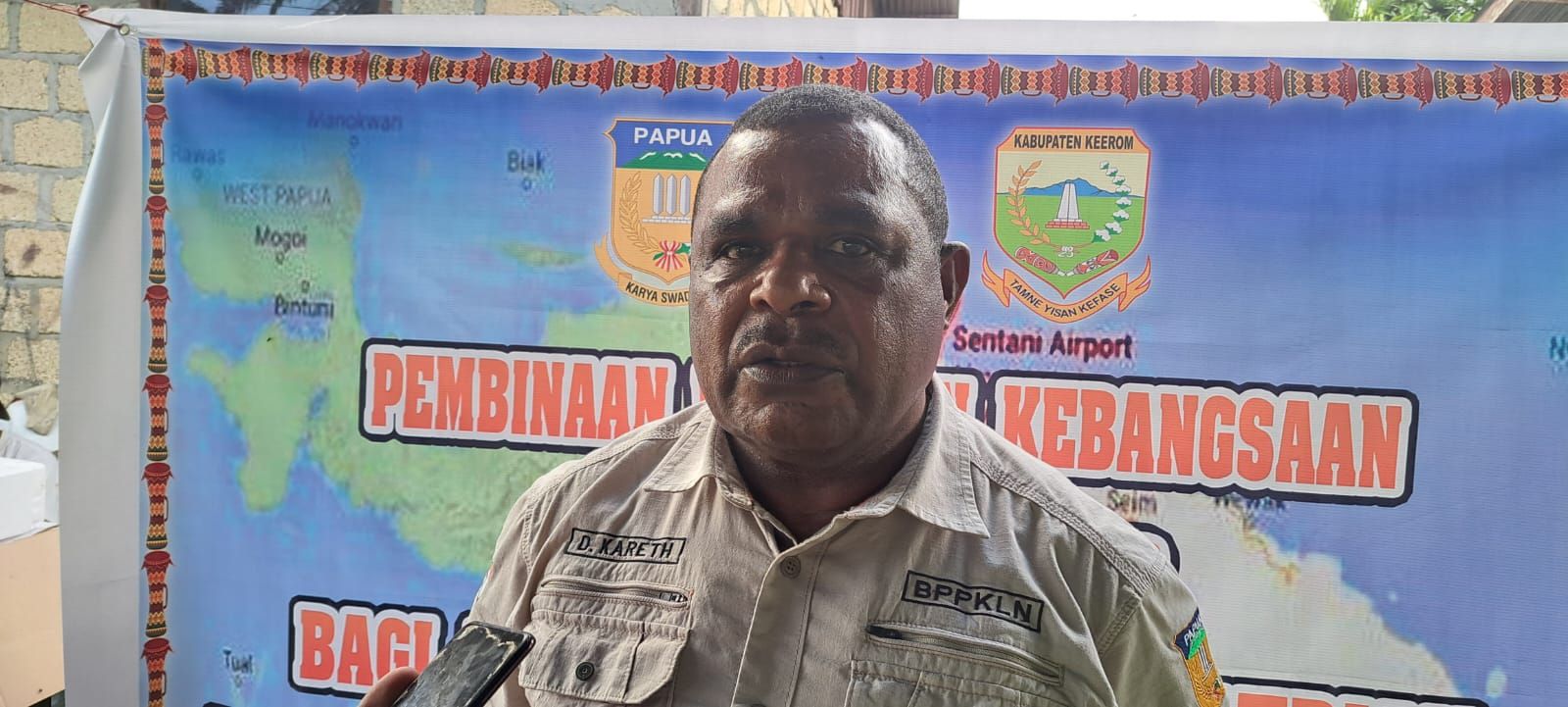 Kepala Bidang Pengelolaan Batas Wilayah Badan Pengelola Perbatasan dan Kerja sama Provinsi Papua, Dolfinus Kareth