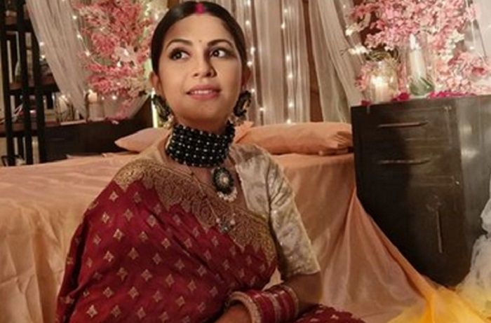 Megha Chakrabory sebagai Imlie.