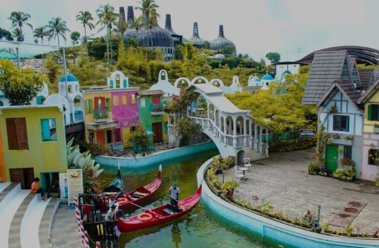 3 Tempat Wisata Di Semarang Terbaru 2023, Instagramable, Hits Dan Viral ...