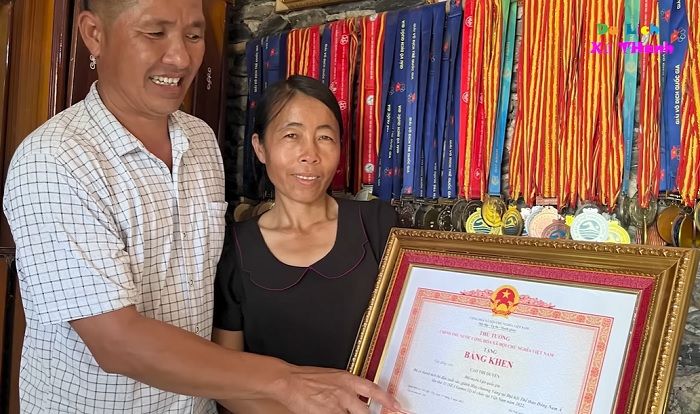 Koleksi medali dan piagam atlet Vietnam, Chao Thi Duyen