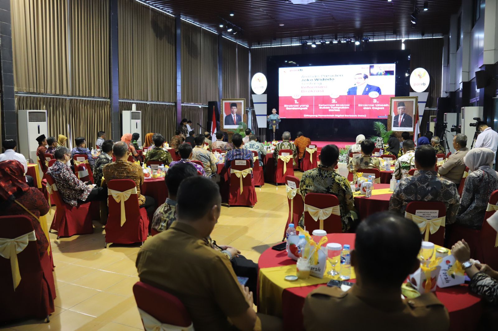 Sosialisasi dan Asistensi Reformasi Birokrasi Tematik bersama Provinsi Banten di kantor Kementerian PANRB, Jakarta, Selasa (23/05). 
