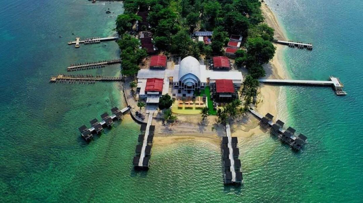 Pulau Umang merupakan salah satu dari 7 pulau terindah di Banten