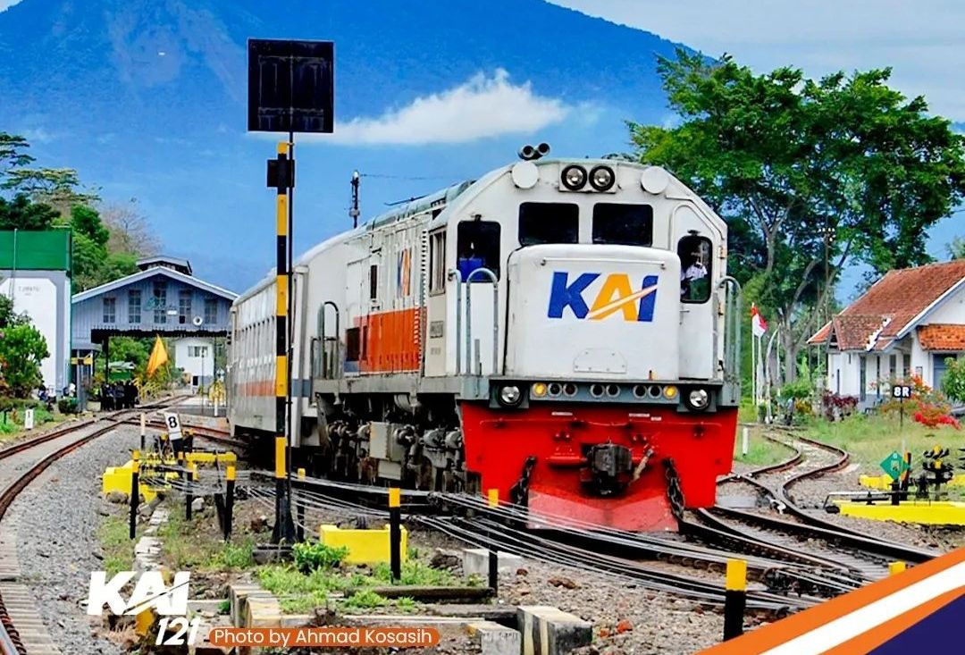 Ilustrasi- Perubahan jadwal Kereta Api Jarak Jauh per 1 Juni 2023, ini jam keberangkatan Kereta Api Argo Wilis, Airlangga, Purwojaya hingga Ranggajati.