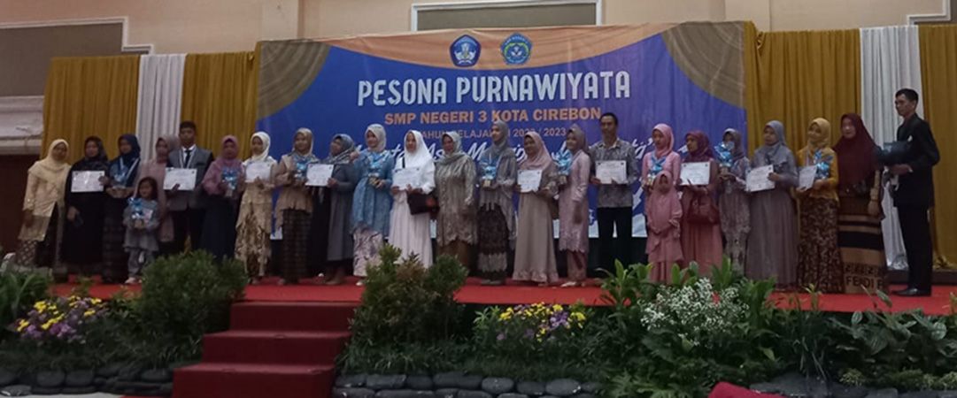 Gelaran Pesona Purnawiyata SMPN 3 Cirebon tahun pelajaran 2022/2023 di Convention Hall Zamrud pada Selasa, 23 Mei 2023.