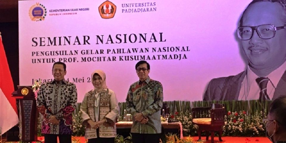 Seminar Nasional bertema “Pengusulan Gelar Pahlawan Nasional untuk Prof Mochtar Kusumaatmadja" yang diselenggarakan Unpad dan Kementerian Luar Negeri RI di Gedung Nusantara Kemlu, Jakarta Pusat, Rabu (24/5/2023). Foto: Istimewa