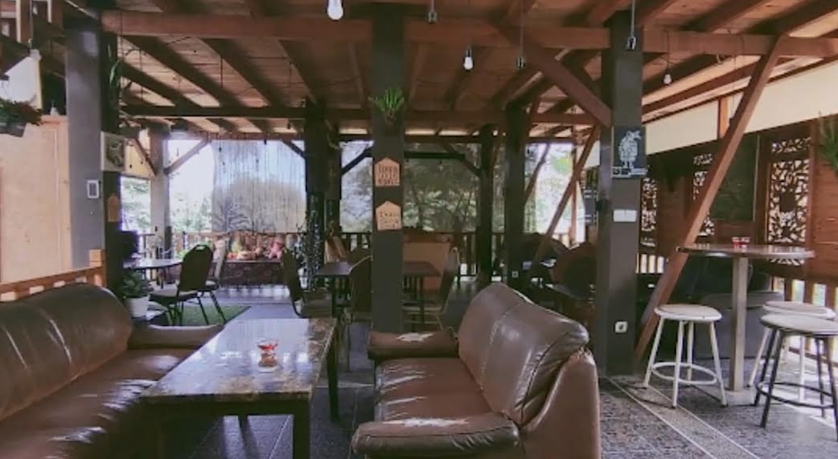 Black Khozie Coffee and Cafe, rekomendasi tempat makan dan nongkrong kekinian Lembang