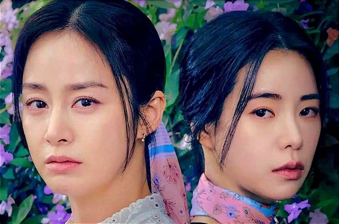 Drama Terbaru Lies Hidden In My Garden, Rilis Poster Untuk Karakter Kim Tae Hee dan Lim Ji Yeon, Cantik Banget!