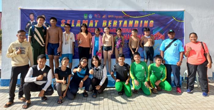 14 Atlet Renang Club Nazra Swimming Batam Turun di O2SN Jenjang SD dan SMP tingkat Kota Batam 2023