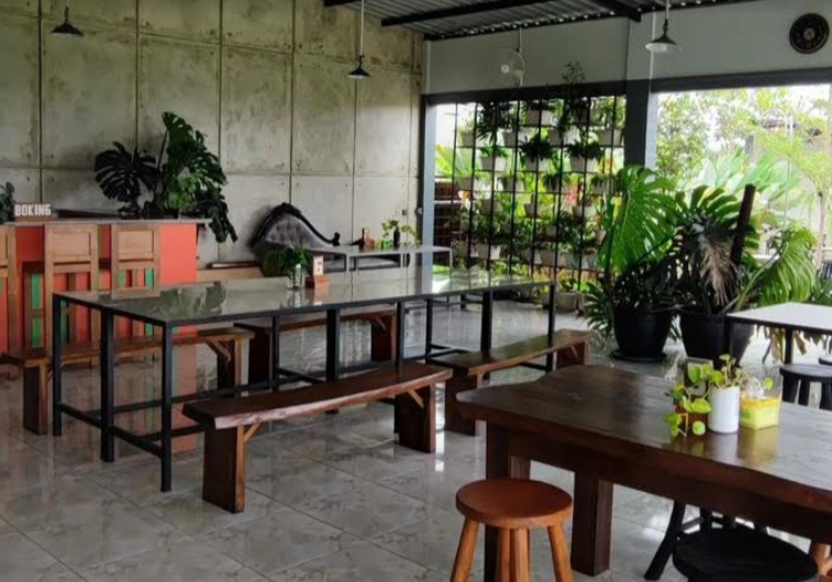 Omah Mojok Klaten, rekomendasi cafe mewah dan instagramable di Klaten