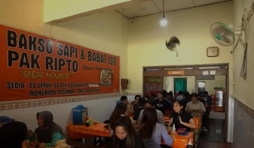 Warung Bakso Lesanpuro Pak Ripto, rekomendasi bakso paling enak dan legendaris di Semarang