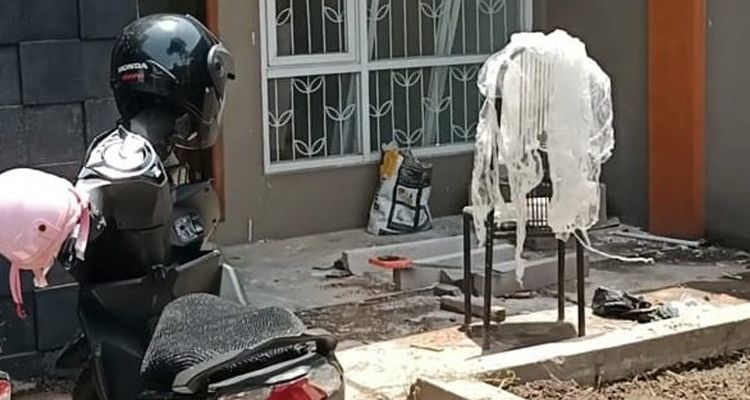 Kondisi rumah korban di Jalan Saluyu Indah, Kelurahan Derwati, Kecamatan Rancasari, Kota Bandung usai dibobol maling, Senin 29 Mei 2023