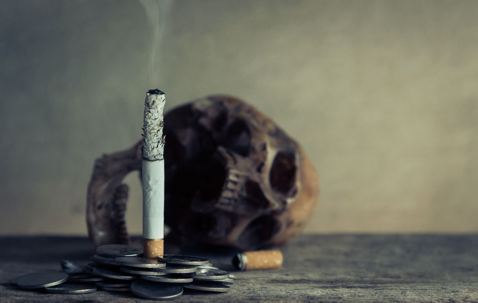 Merokok berdampak buruk terhadap kesehatan dan lingkungan.