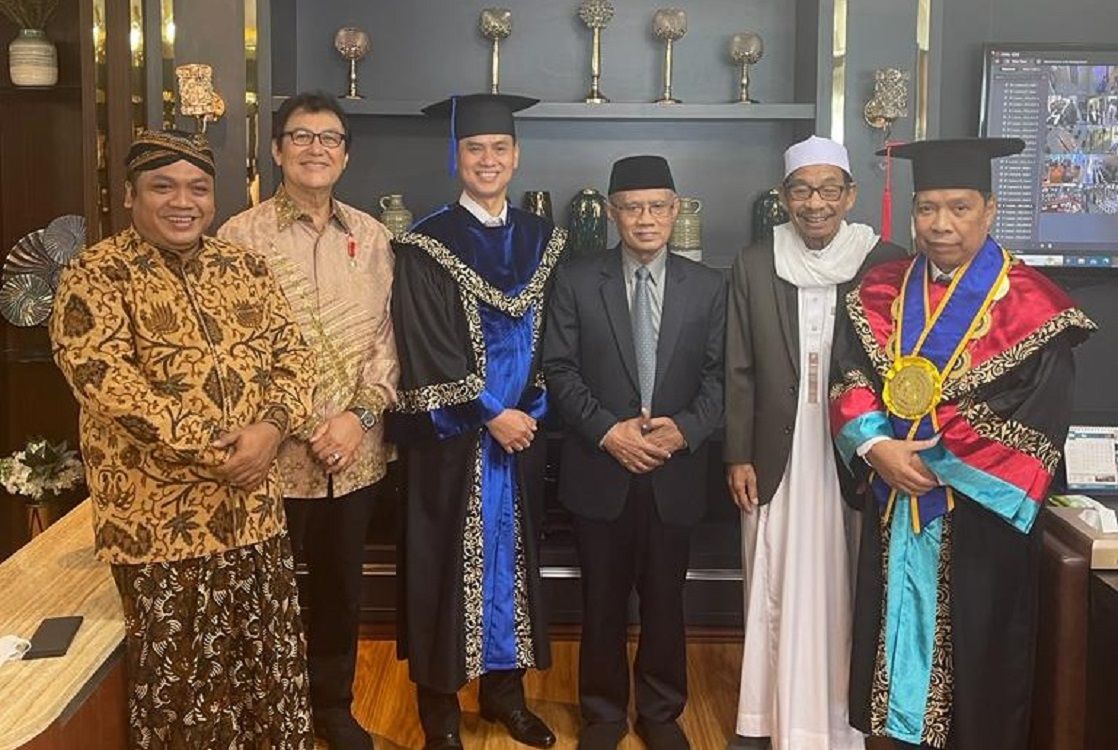 Kader Pagar Nusa dikukuhkan jadi profesor di Kampus Muhammadiyah dan disaksikan langsung Ketua Umum PP Muhammadiyah Prof Haidar Nashir