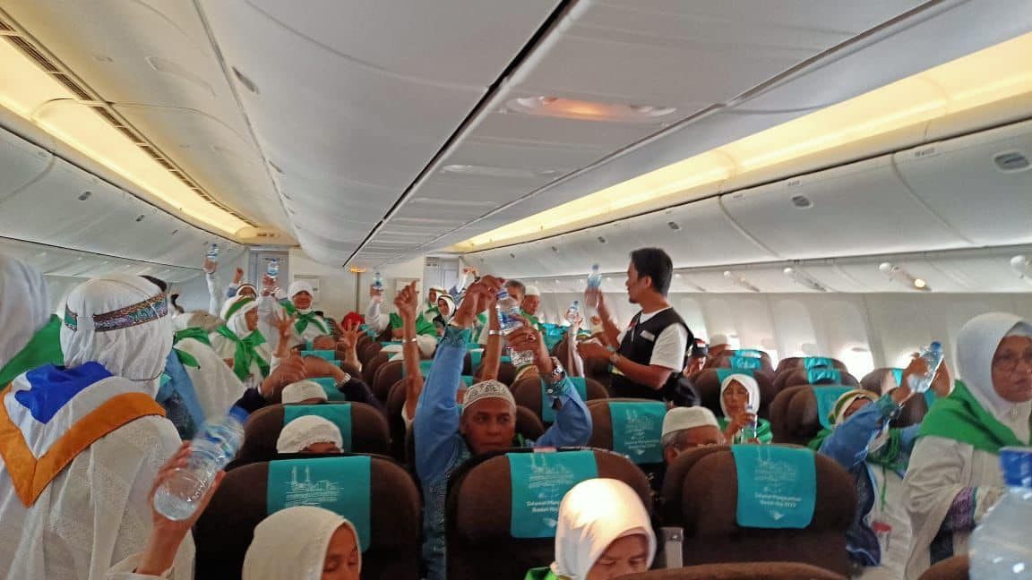 Calon Jamaah Haji asal Kota Padangpanjang ketika telah mendarat di Bandara King Abdul Aziz Jeddah.