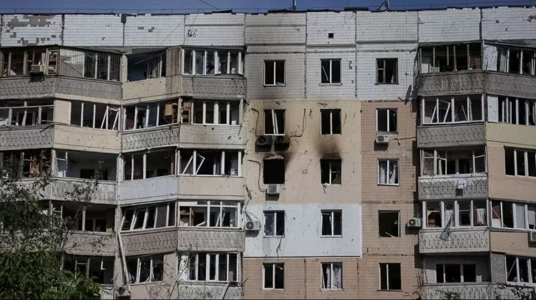 Puing-puing drone menghantam Odesa
